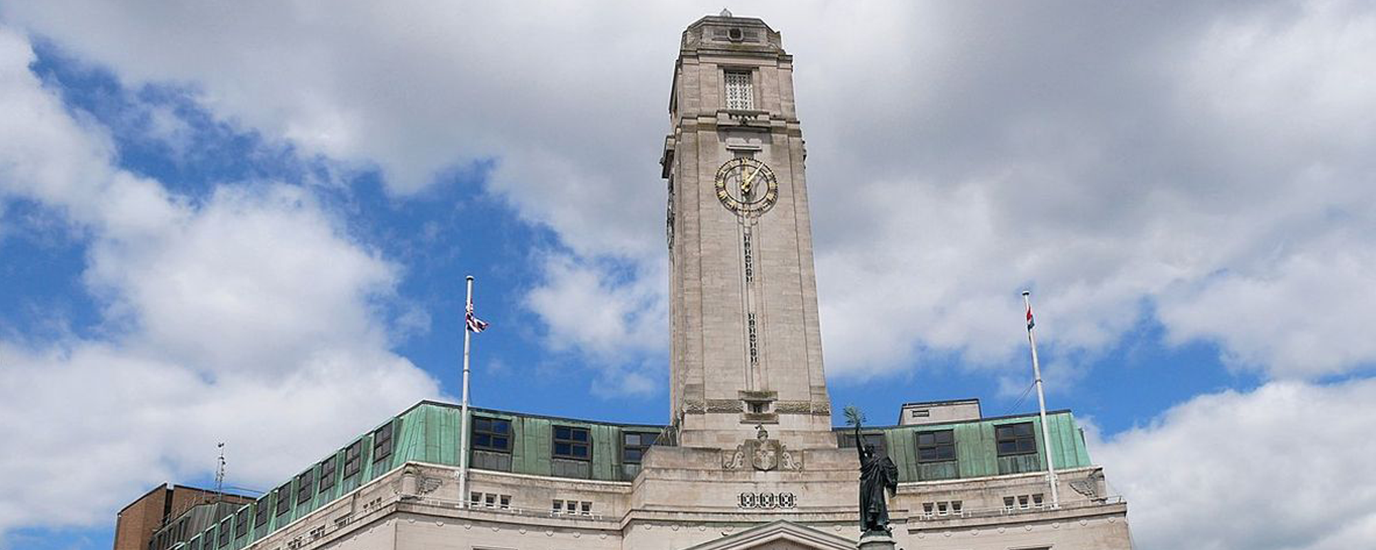 Luton Town Hall - Langley